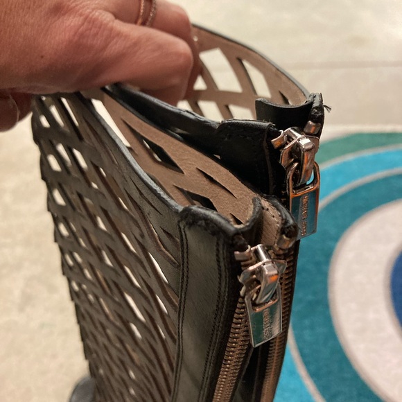 Michael Kors LARISSA Cage boot - Picture 11 of 15